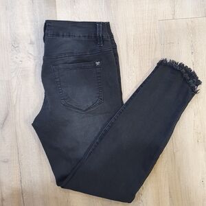 Nanette Lepore Ellis Skinny raw hem jeans, black, size 6